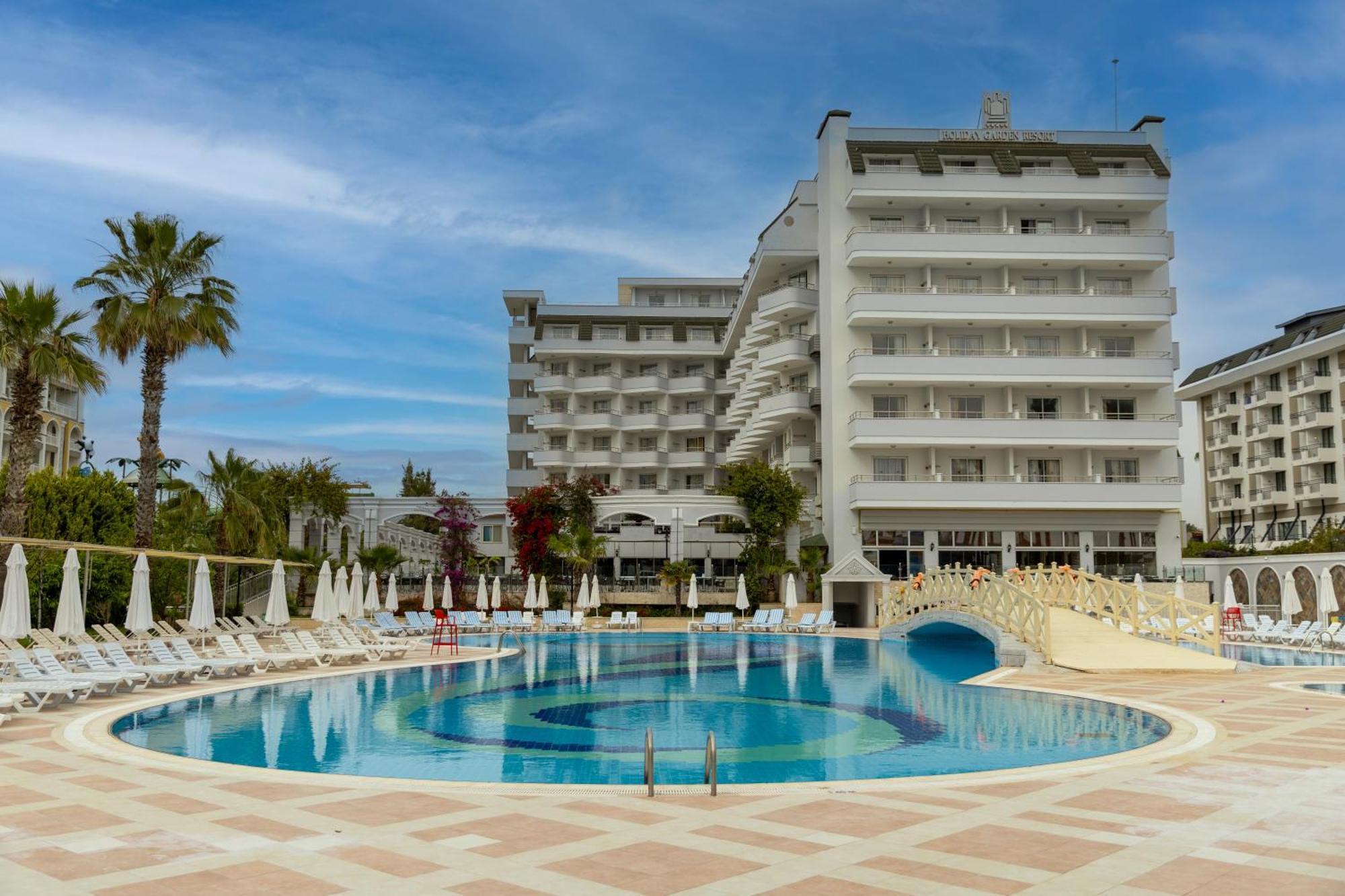 Holiday Garden Resort Okurcalar Esterno foto