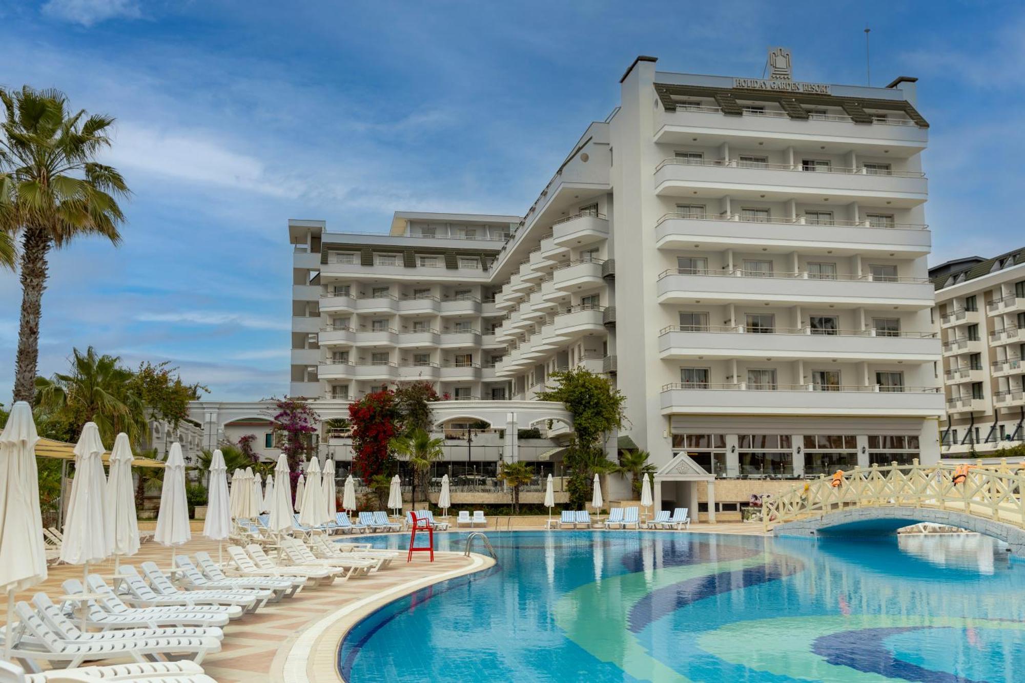 Holiday Garden Resort Okurcalar Esterno foto