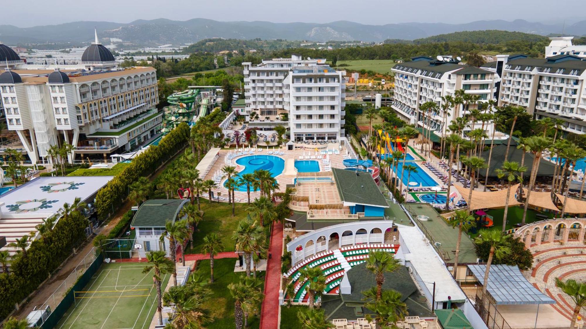 Holiday Garden Resort Okurcalar Esterno foto